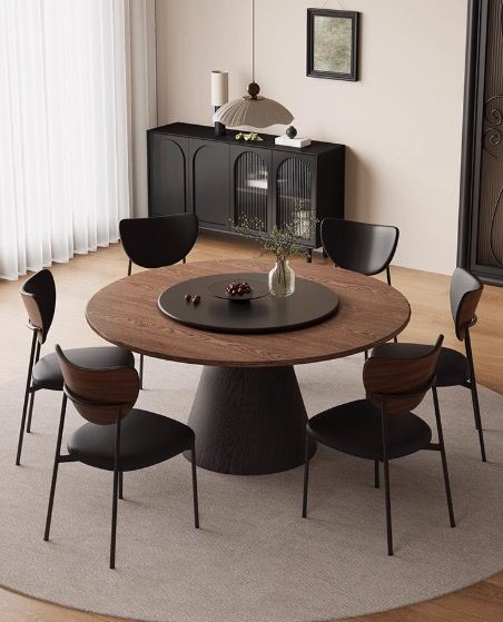 Minimalist Solid Wood Round Dining Table