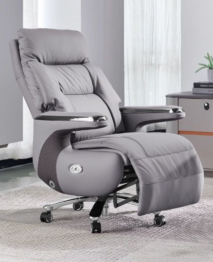 Vintage Solid Wood Dining Table & Chair Set